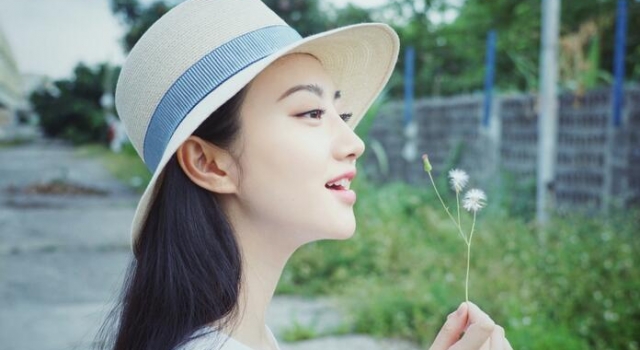 景甜回应背后神秘力量 景甜强大背景是真是假