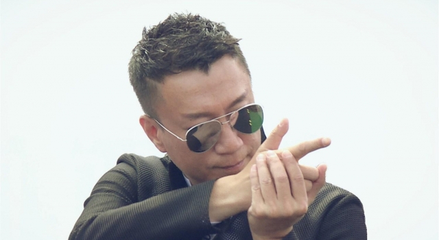 有“案底” 孙红雷晒自拍却遭交警公安警告