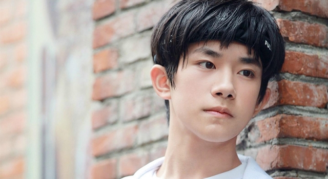 易烊千玺身高多少?TFBOYS易烊千玺为什么不受重视