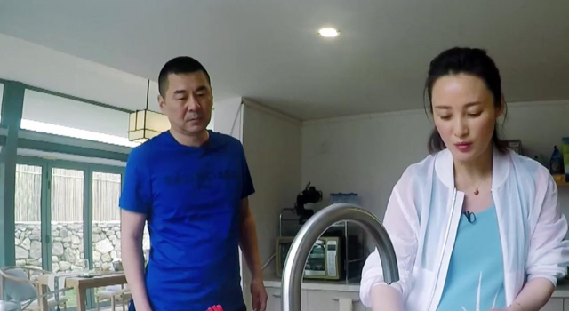 陈建斌蒋勤勤曾在剧组吵架罢演,如今恩爱引人羡慕