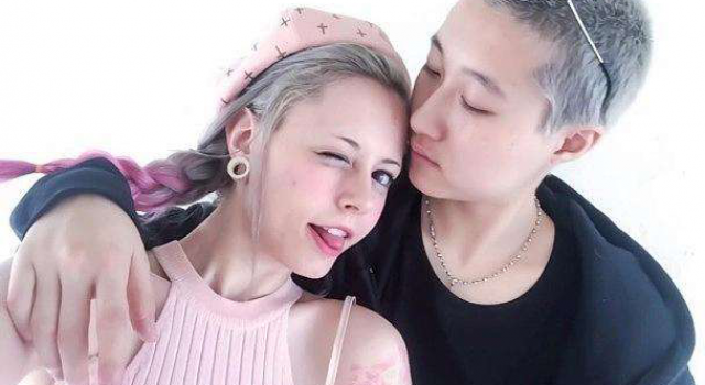 为啥小龙女女友改姓氏 背后原因是什么?