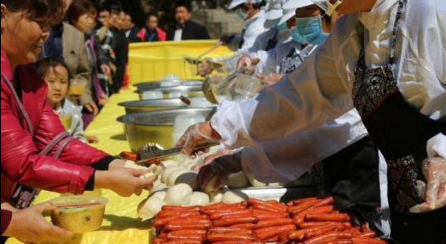 老君山一元午餐 背后意图竟然是为了这个