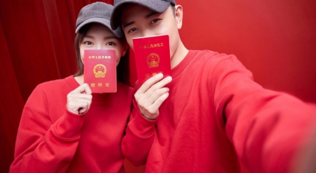 唐嫣罗晋典礼地价高!史上最严婚礼!服务员都不放过