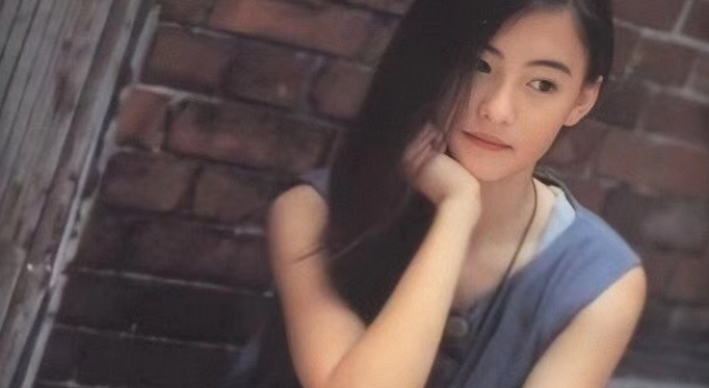 12岁时的张柏芝 初见盛世美颜 转眼儿子也12岁了!