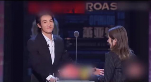 萧亚轩男朋友 又帅又可爱 恋爱观真潇洒