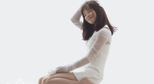 江一燕被曝隐婚生子,被拍到推着婴儿车,孩子疑似混血儿