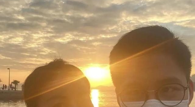 嫁进豪门8年,还能幸福如初的女人,我知道的只有郭晶晶