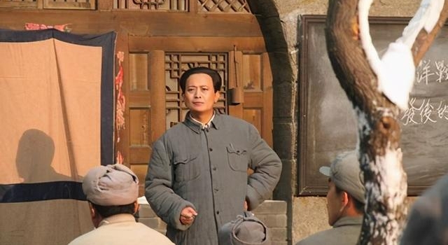 黄海冰再婚:当时已经离婚了,何来出轨一说?甄锡没破坏我的家庭