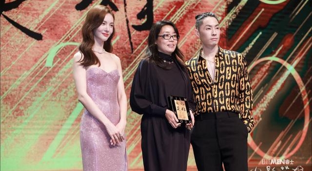 电影英雄盛典举行 段奕宏秦海璐姚晨致敬幕后英雄
