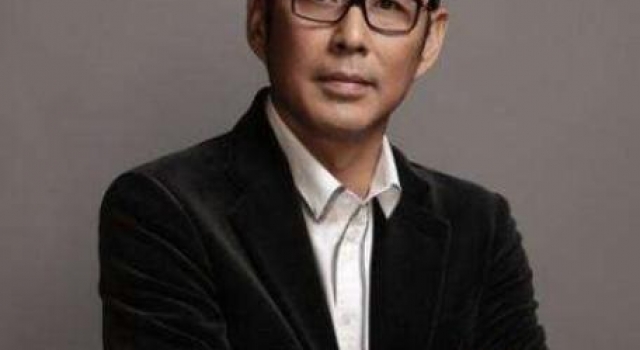 “隐藏”33年的爸爸是陈道明?靠拼爹就能成巨星,却用实力说话