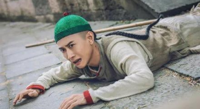 凡尔赛文学?都是金庸玩儿剩下的梗,韦小宝就是个中高手