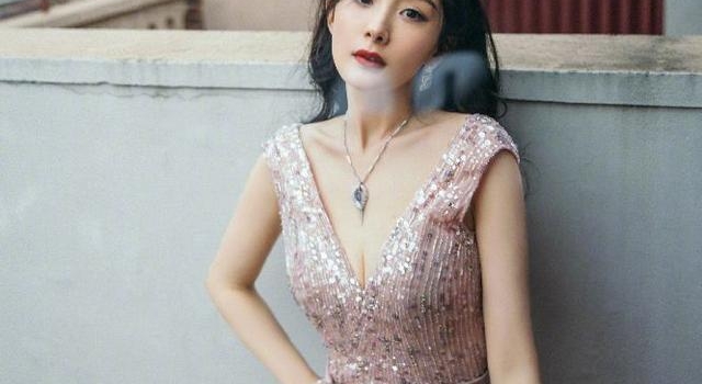 今夜时尚盛典女明星礼服图集