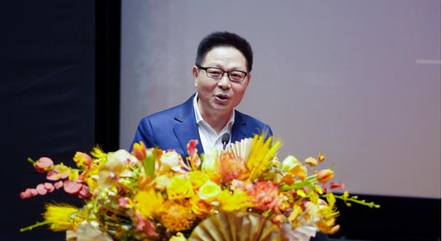 纪录片《中国》开播:在伟大历史中寻找中国自信的渊源
