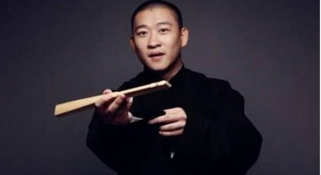 曹云金离开德云社后,座驾“鸟枪换炮”,更有底气了