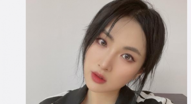 任正非小女儿进军娱乐圈?姚安娜首开国内社交账号,被曝已签公司