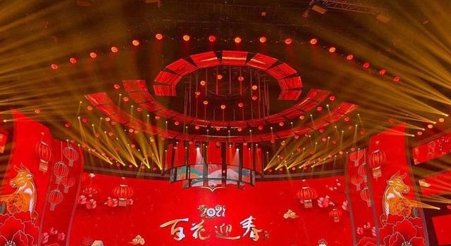 周涛执导中国文联春晚,因防控疫情,创办18届首次零观众