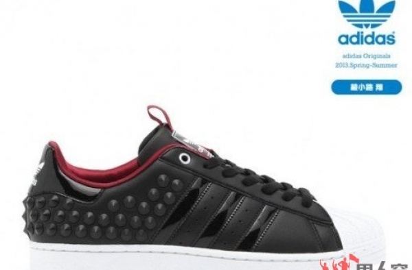 adidas Originals铆钉庞克鞋