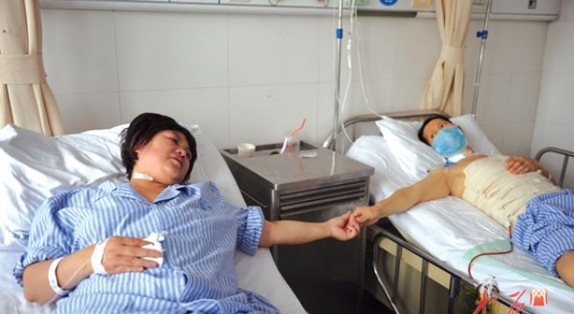 爱的力量 “胆小”妻子舍命割肝救夫