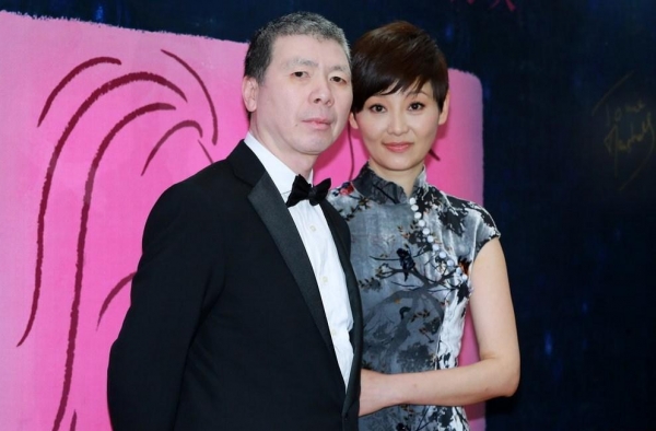 冯小刚老婆是谁?冯小刚两段不为人知的感情史揭秘