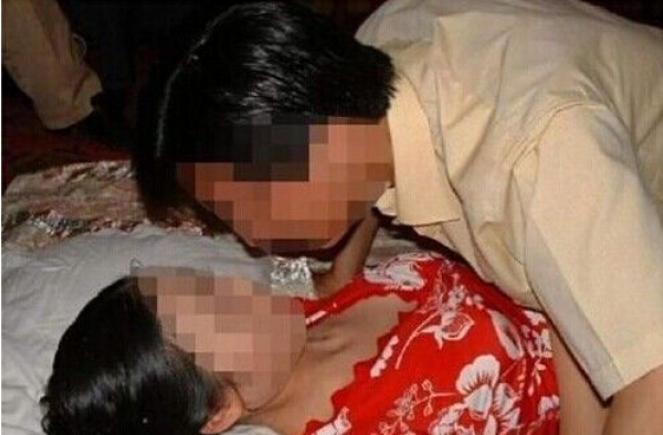 男子背着妻子勾搭上保姆 给保姆巨额为其子买房