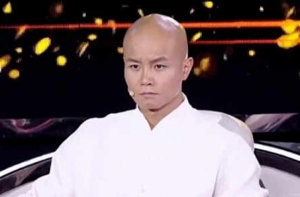 乐嘉称华少虚伪反遭暗讽 乐嘉又喝酒了?