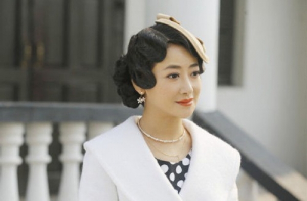 陈紫函晒“影子＂合照疑新恋情曝光 揭陈紫函昔日情史