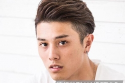 2016бر ʿ̷