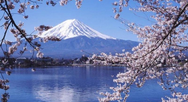 2016年日本旅游线路推荐 一个樱花的国度浪漫唯美