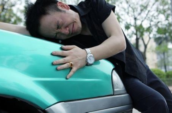 碰瓷如何处理：小人出没请注意 防碰瓷全攻略