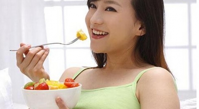 坐月子可以吃什么水果 坐月子不能吃的水果盘点