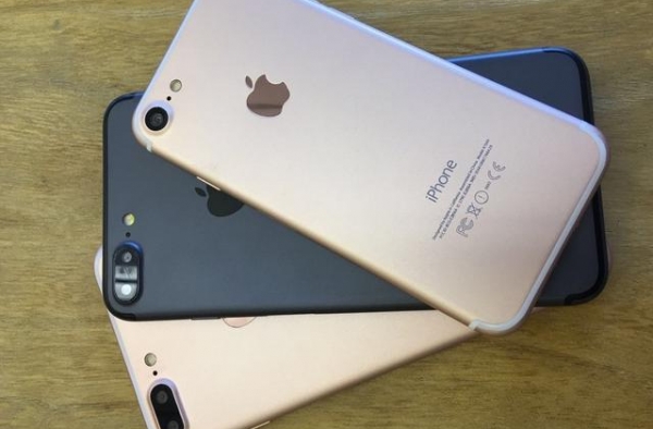传iPhone 6SE无缘国内首发 果粉在线等挺急的