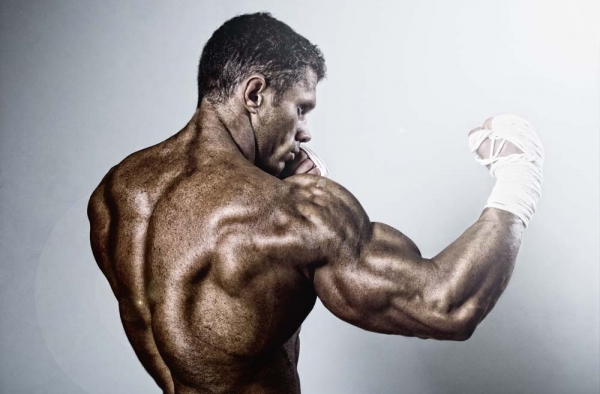 男人的“南瓜肩”就像一件最潮的衣服