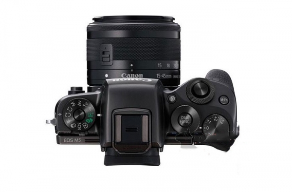 佳能EOS M5最新谍照曝光 或将9月15日正式发布