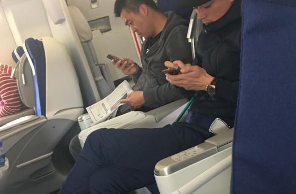 霍建华刘诗诗探班吴奇隆 两人热聊把刘诗诗撇一旁