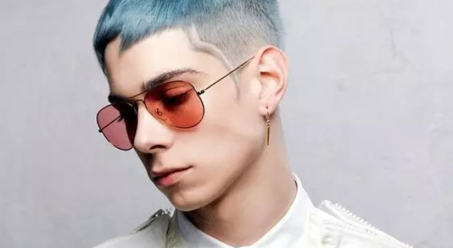 人气奶奶灰 秋冬男人凹造型选个出众的发色很重要