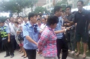 算命不准遭到报复？ 女子公厕杀害老人