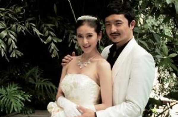涂松岩个人资料家庭背景遭扒 微博晒娃神秘娇妻曝光