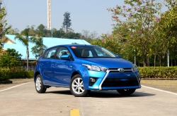 2017YARiS Lα עЩ