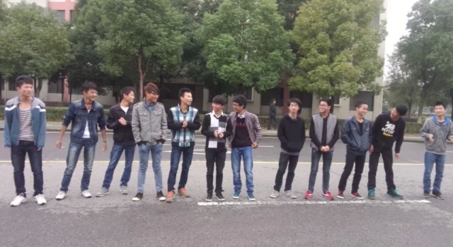 校园男孩危机如何解决 上海首推教材《小小男子汉》