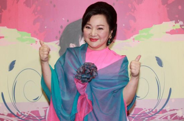 白冰冰个人资料及其近况曝光 白冰冰新歌发表会再谈女儿