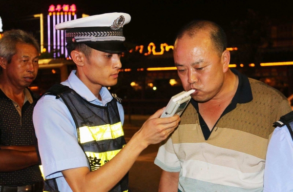 春节酒驾死伤案例 醉驾比起酒驾更恐怖刑法也更重
