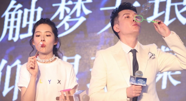 冯绍峰郭碧婷恋情是真的吗? 冯绍峰喜欢郭碧婷吗?