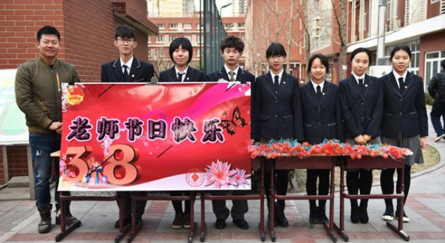 2017年三八节标语精选 宣传国际劳动妇女节义不容辞