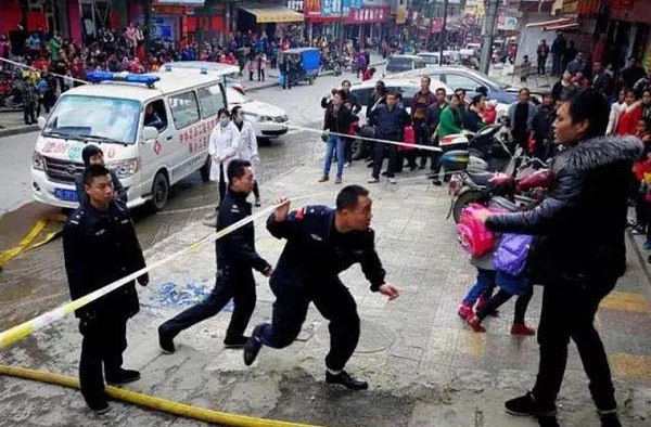 这是招谁惹谁了?夫妻起争执丈夫炸毁居民楼