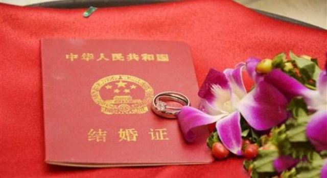 为儿子上海考学路女子不惜离婚嫁老人