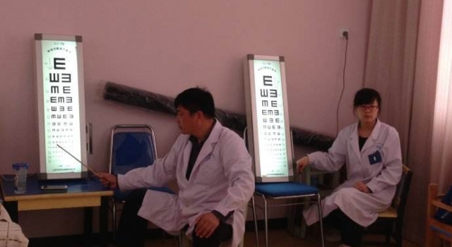 毒害数万名学生眼睛的“真凶”曝光 揭秘背后利益链