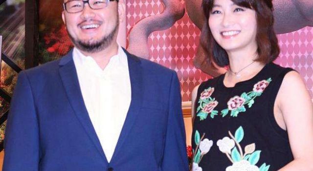 赵小侨刘亮佐宣布海岛婚礼 网友：陈乔恩又要当伴娘了？