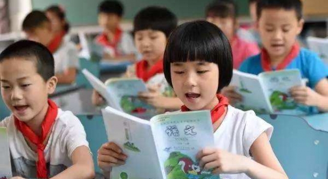 史上最走心的朗读课文 小学生朗读《刘胡兰》泣不成声