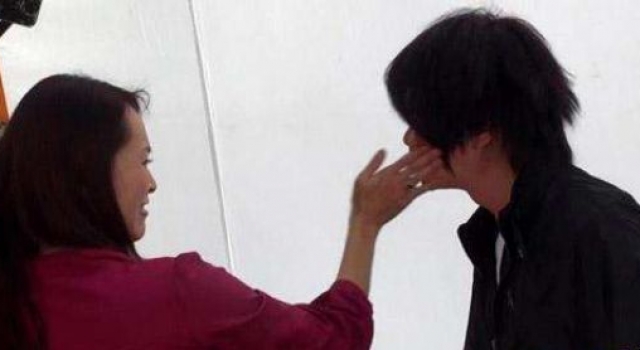 男子约网友发现竟是前女友 被扇耳光躲避6小时才报警