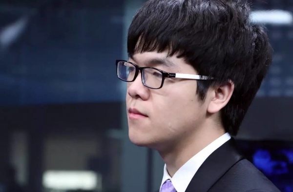 柯洁大胜韩国棋手 发文感叹还是和人类下棋更轻松